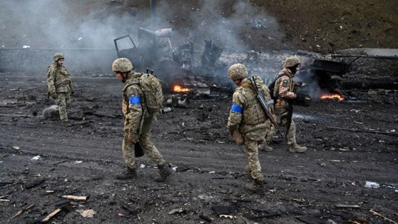 ”الناتو”: مستعدين للدخول في مفاوضات لإنهاء الحرب بأوكرانيا