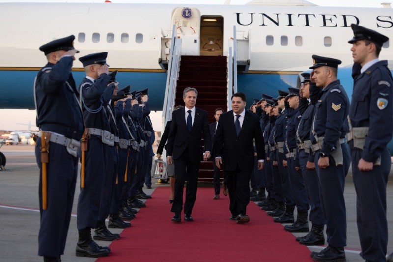 بلينكن يصل إلى اليونان في زيارته الأولى كوزير خارجية