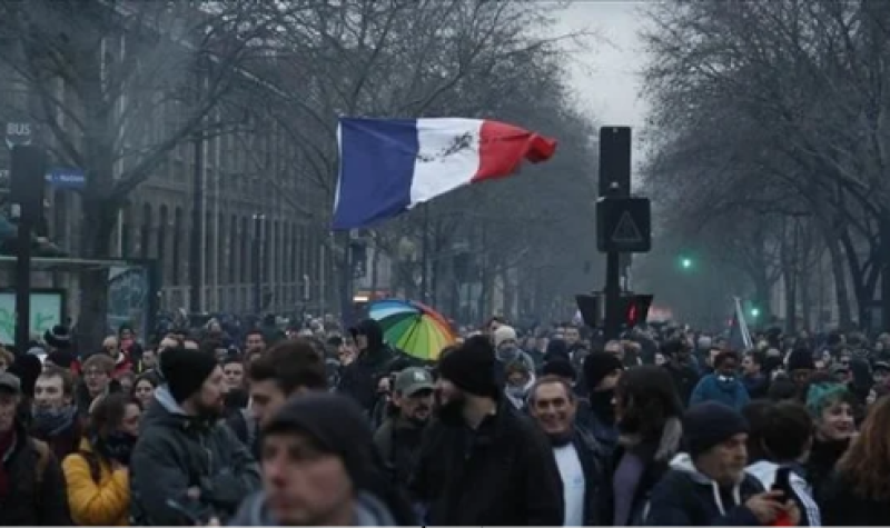 تظاهرات فرنسا