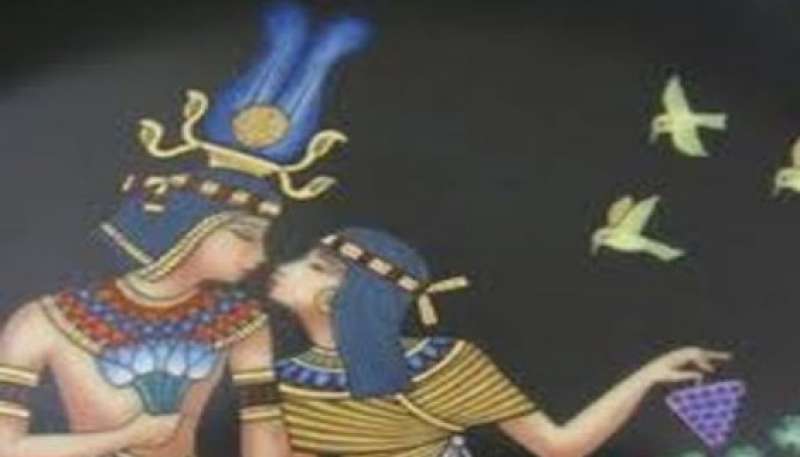 في زمن الفراعنة .. الحب والغزل عند المصريين القدما