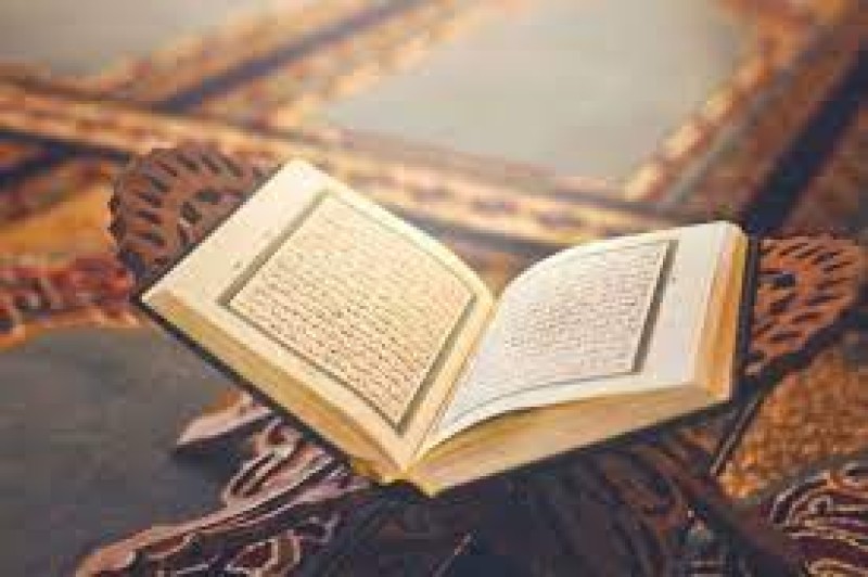 4 تفسيرات لمعنى نزول القرآن في ليلة القدر