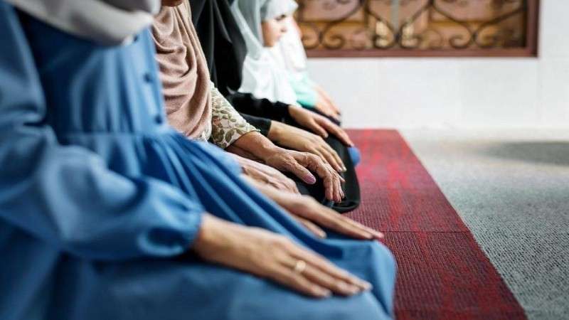 حكم صلاة التراويح للمرأة في المسجد