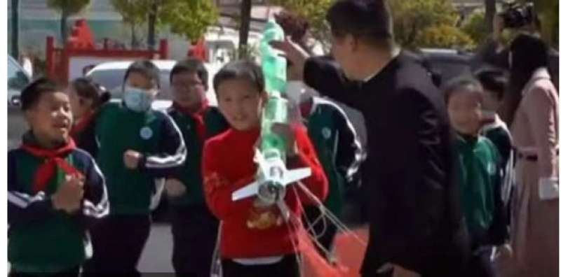مسيّرات و صواريخ من القمامة .. قصة معلم صيني عبقري| فيديو