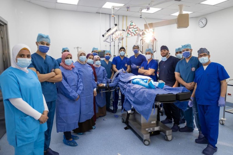 تطويل أوتار الطرفين السفليين لطفل بمستشفى الجراحات الجديد بطنطا