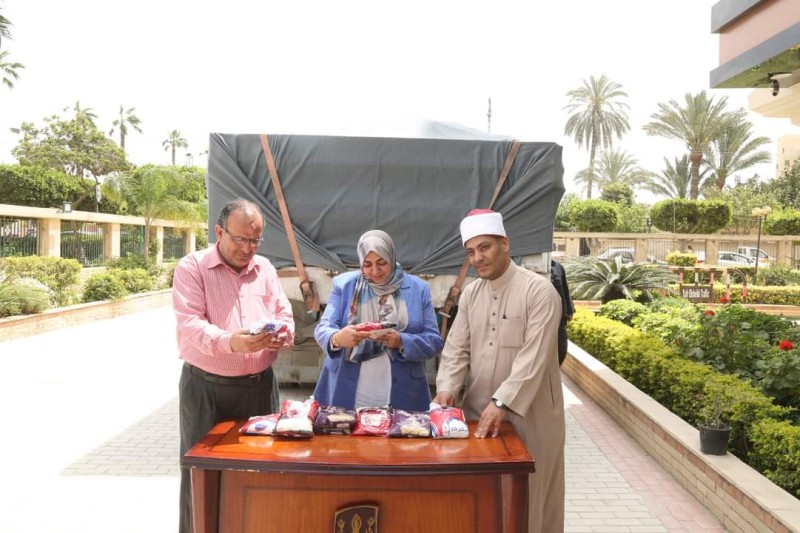 توزيع 22 ألف و400 شنطة رمضانية على الاسر المستحقة بكفر الشيخ