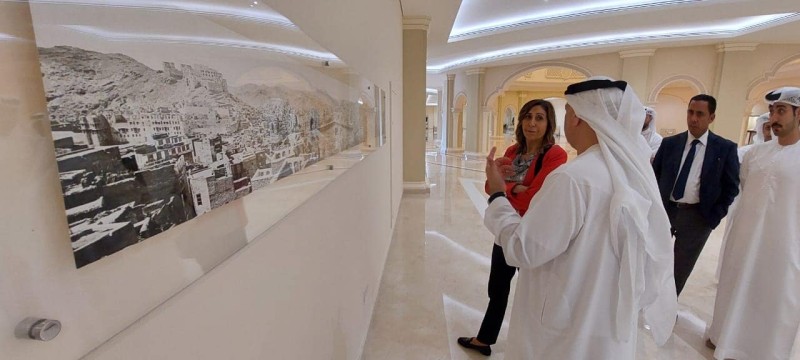 وزيرة الثقافة تُشيد بمحتويات ”دارة الدكتور سلطان القاسمي” بإمارة الشارقة