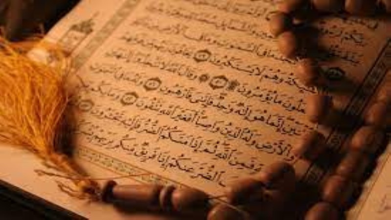 هل يجوز ترديد القرآن وأنا على جنابة؟