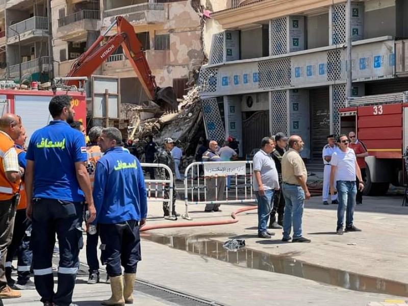 صحة الإسكندرية: ٤ اصابات حصيلة اولية لعقار ميامي المنهار