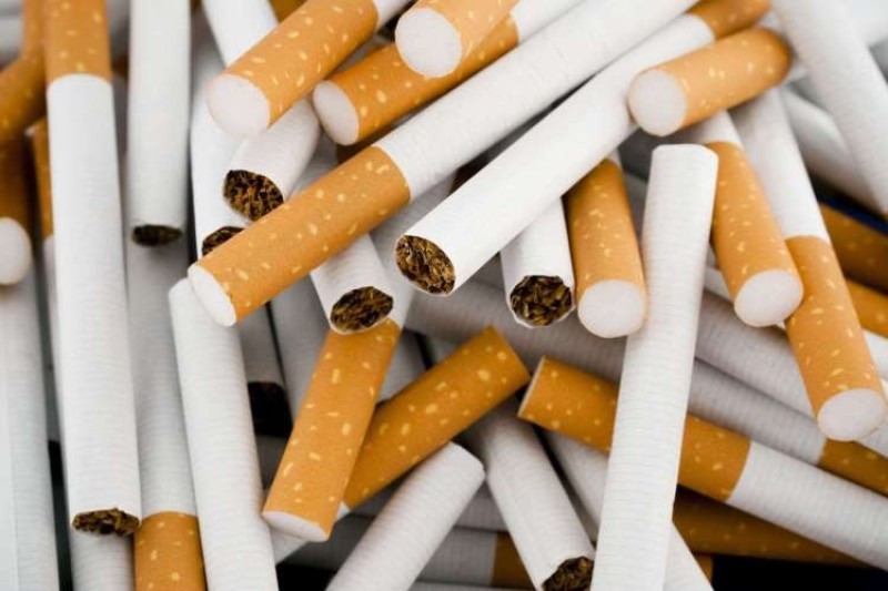 قفزات رهيبة في أسعار السجائر والحكومة تتحرك لصد جشع التجار
