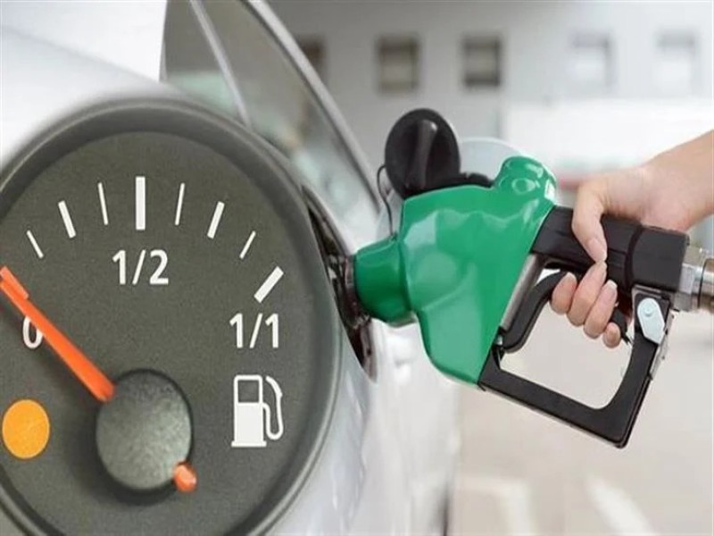 7 سلوكيات خاطئة أثناء القيادة تزيد استهلاك البنزين