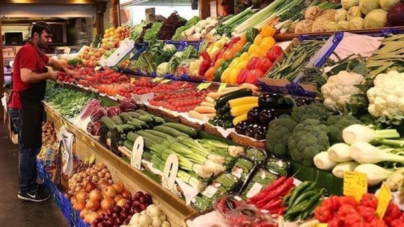 أسعار الخضراوات والفاكهة اليوم الخميس
