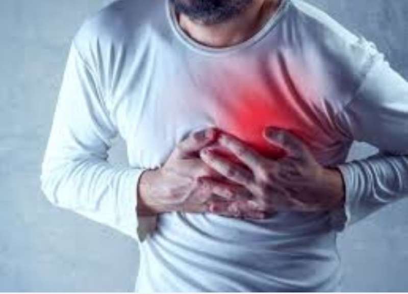 عيب خلقي بالقلب .. 4 أعراض تنذر المصابين منذ الولادة