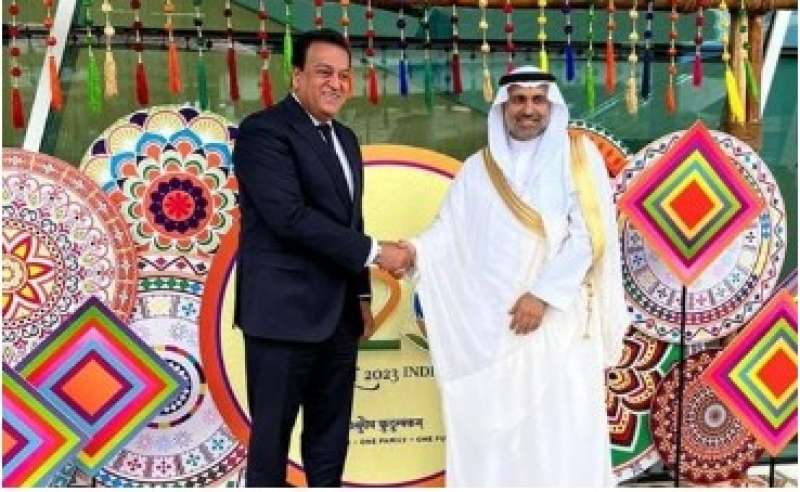 ”عبد الغفار” يبجث مع وزير الصحة السعودي التعاون الثنائي
