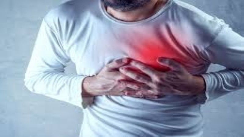 علامة عند صعود السلم تشير إلى إصابتك بمرض خطير.. فما هي؟