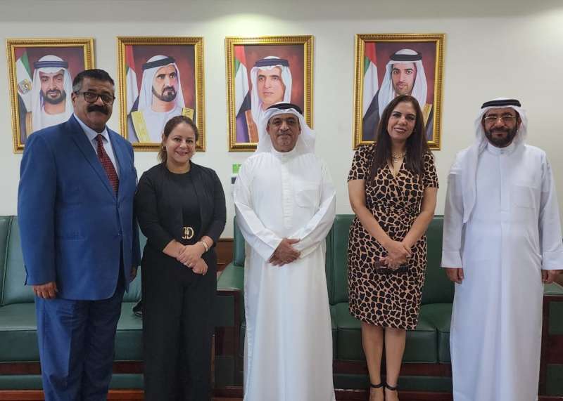 أمين عام المجلس العربي للمسؤولية المجتمعية تزور غرفة تجارة رأس الخيمة