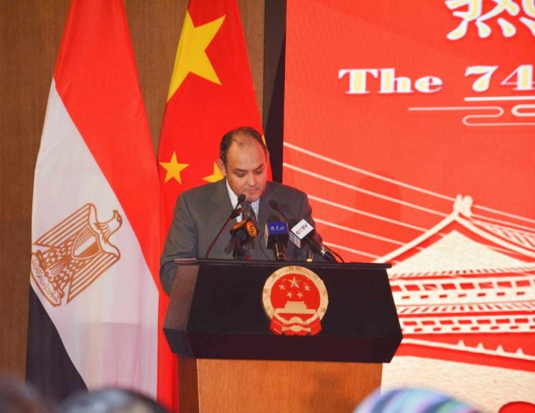 وزير التجارة يشارك في الاحتفال بالذكرى الـ74 لقيام جمهورية الصين