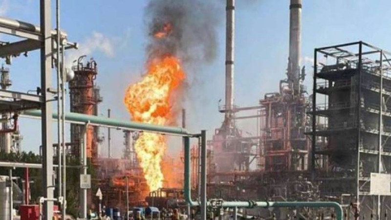 حريق في مصافي النفط بالكويت