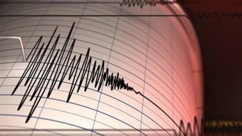 زلزال عنيف بقوة 5.3 درجات يضرب سومطرة الإندونيسية