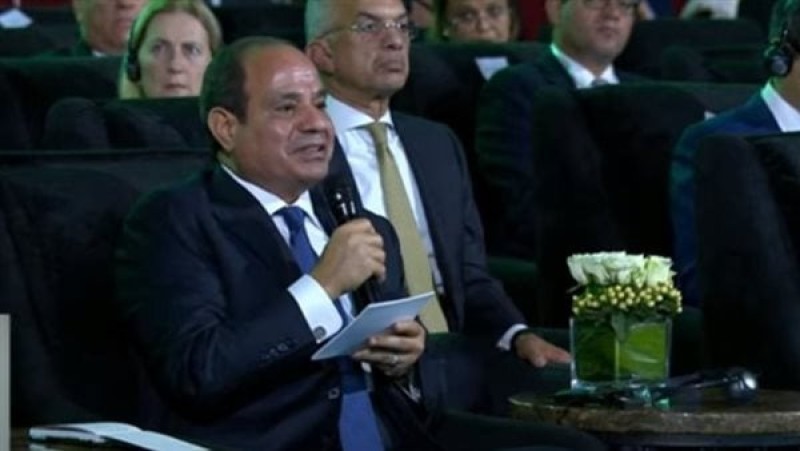 السيسي: عملنا بكل قوة لتهيئة المناخ الاستثماري في مصر