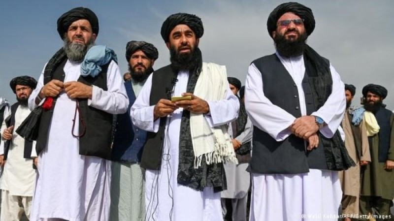 روسيا تكشف شرطًا واحدًا للاعتراف بحكومة طالبان في أفغانستان