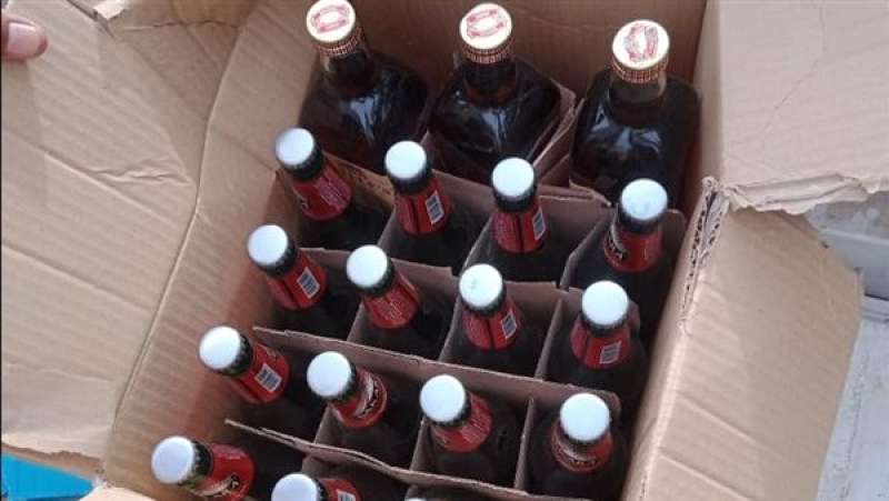 ضبط ١٣٥ زجاجة فى محل لبيع الخمور مجهولة المصدر بالإسكندرية