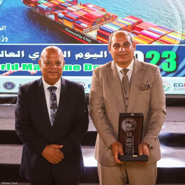 خلال مشاركته في احتفالية اليوم البحري العالمي ميناء دمياط يفوز بجائزة لهذا العام