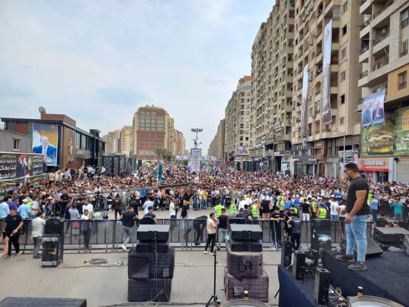 آلاف المواطنين فى الاستاد بطنطا لإعلان تأييدهم للرئيس السيسي ” صور ”