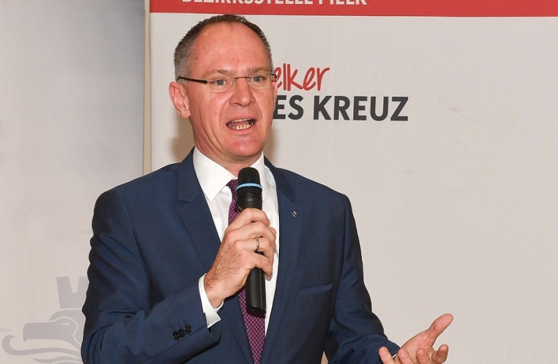 وزيرا داخلية النمسا والتشيك يبحثان مكافحة التهريب ومنع إساءة استخدام اللجوء