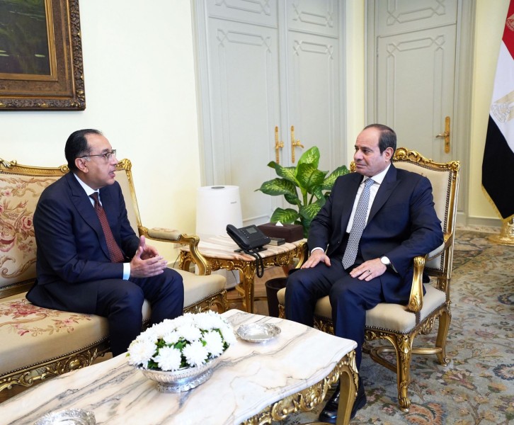 الرئيس عبد الفتاح السيسي يستقبل رئيس مجلس الوزراء
