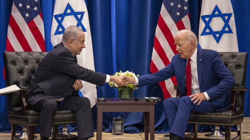 الرئيس بايدن مع رئيس الوزراء الإسرائيلي