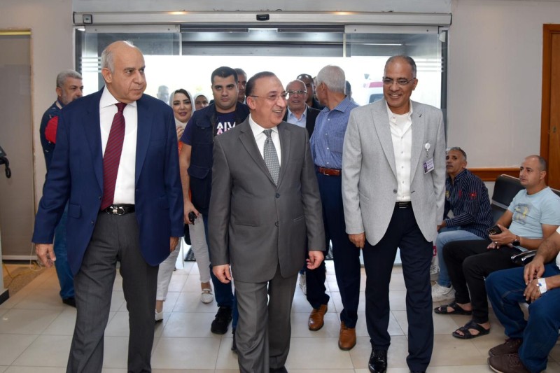 محافظ الإسكندرية يتفقد أعمال تطوير مستشفى أيادي المستقبل