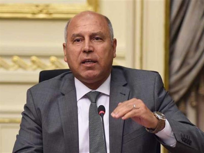وزير النقل لأهالي حلوان: تعويضات مالية ووحدات سكنية بديلة