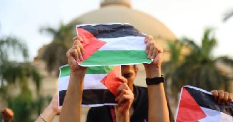 دعم غزة فى جامعة القاهرة