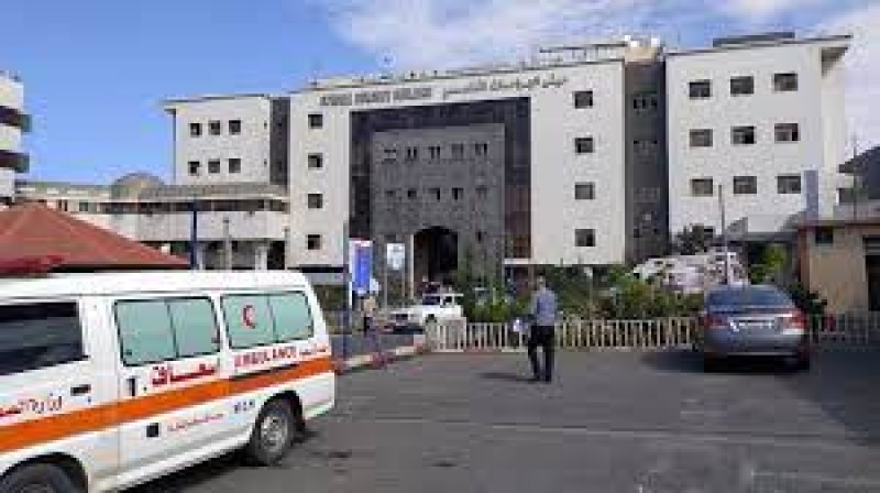 حماس تعلق مفاوضات الرهائن بسبب الهجوم الإسرائيلي على مستشفى الشفاء في غزة