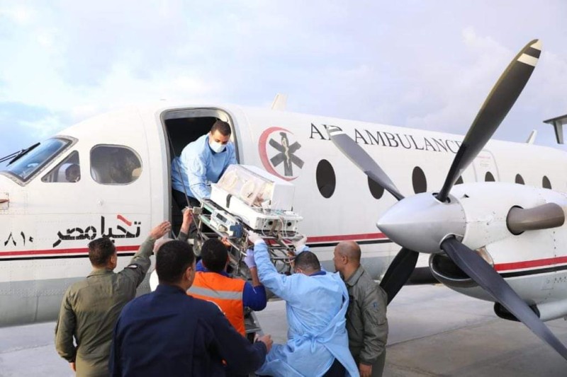 الصحة: الإسعاف الطائر ينقل 12 طفلا من الأطفال الفلسطينيين المبتسرين إلى مستشفى العاصمة الإدارية الجديدة