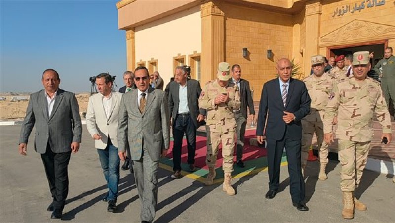 محافظ شمال سيناء يستقبل رئيس هيئة الموانئ البرية والجافة