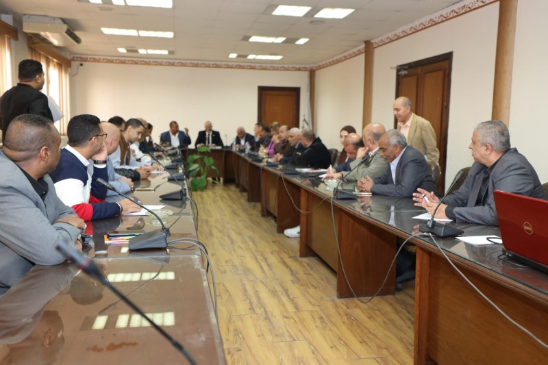 برئاسة جبران اتحاد عمال مصر يشكل غرفة عمليات لمتابعة الانتخابات الرئاسية