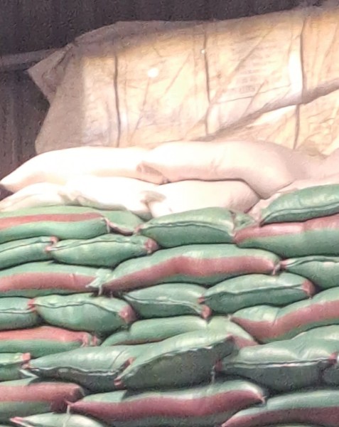ضبط 50 طن أرز مستورد مجهول المصدر في مركز دمنهور