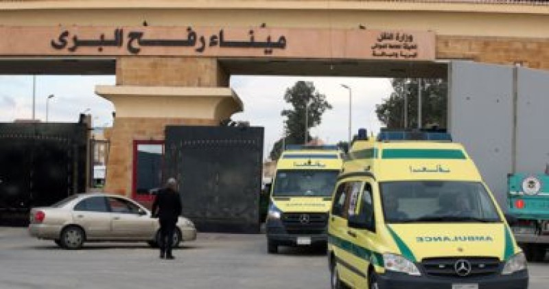 ”القاهرة الإخبارية”: وصول 27 مصابا من غزة إلى معبر رفح للعلاج فى مصر