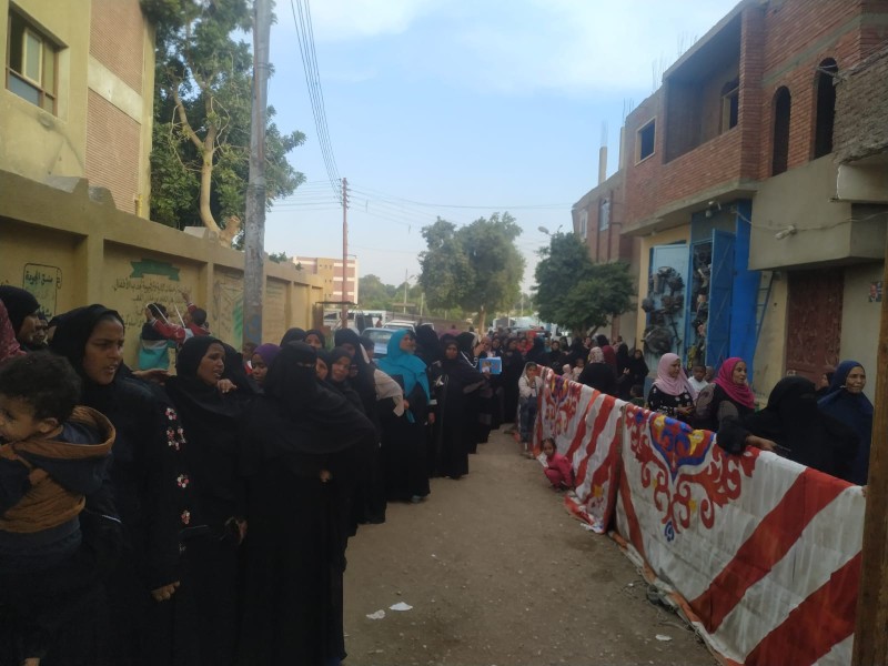  المرأة المصرية تصدرت المشهد بقوة بأول أيام التصويت بالانتخابات 