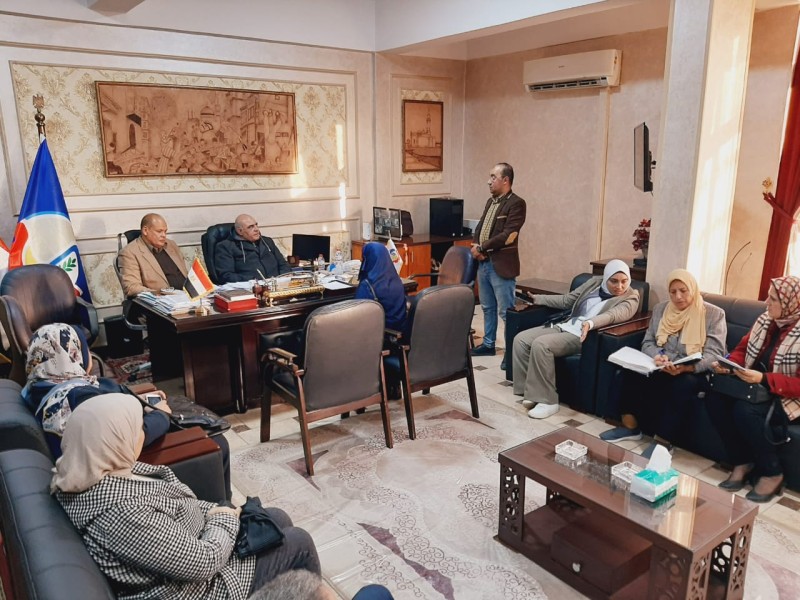 السكرتير العام للمحافظة يلتقى بـ ٢٤ مواطن ممن لديهم مطالب واحتياجات برشيد