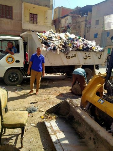 أعمال رفع القمامة