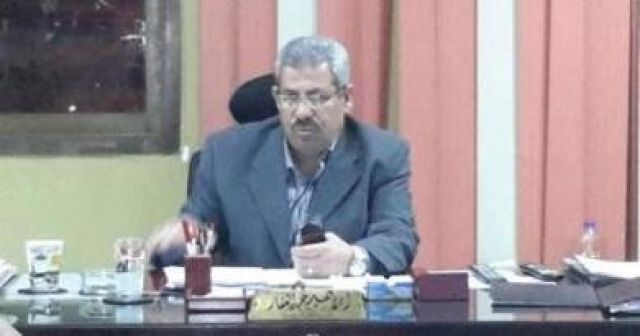 نائب محافظ الجيزة يتفقد قرية أبو رجوان