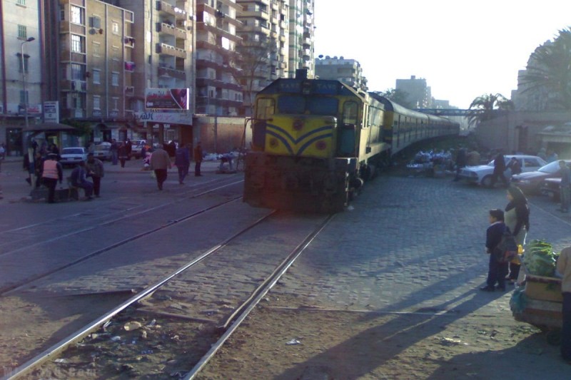مصرع طالبة صدمها قطار أثناء عبورها مزلقان السكة الحديد بالقليوبية