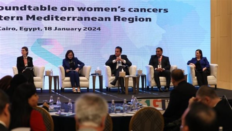 عبد الغفار: الدولة المصرية أصبحت نموذجًا يحتذى به في مواجهة الأمراض السرطانية