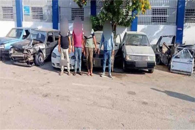 الأمن يضبط المتهمين بسرقة سيارة في بورسعيد