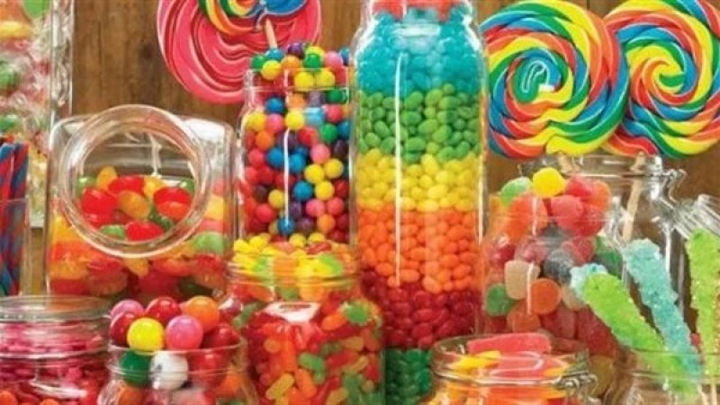 نوع من الحلويات يصيب الأطفال بمرض خطير