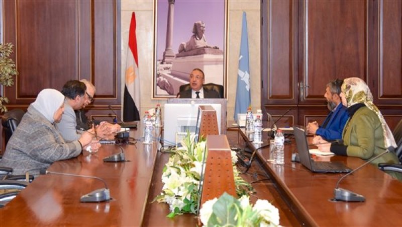 محافظ الإسكندرية يكلف بتشكيل لجنة لمتابعة تنفيذ خطة الإدارة المتكاملة للمناطق الساحلية