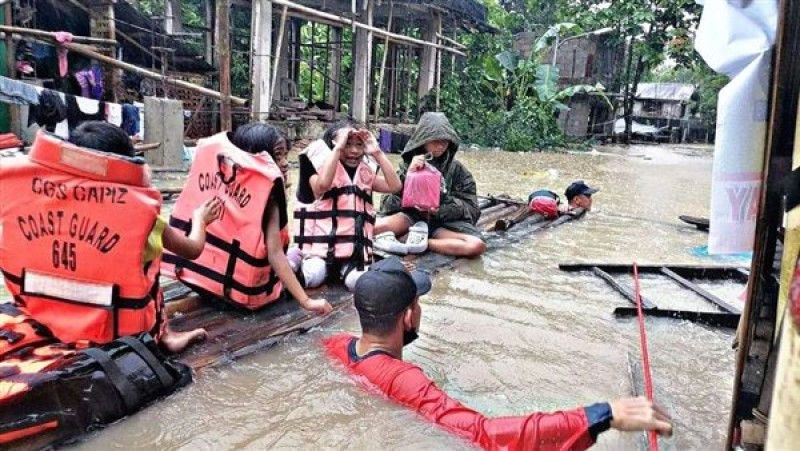 مقتل 8 أشخاص جراء الفيضانات والانهيارات الأرضية في البرازيل