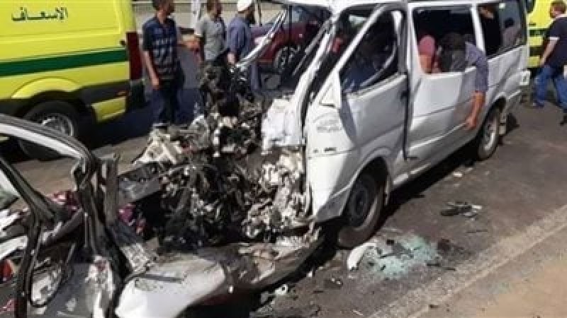 إصابة 8 أشخاص في حادث تصادم أعلى طريق الإسكندرية الصحراوي